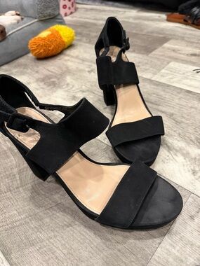 Vince Camuto Suede Heels